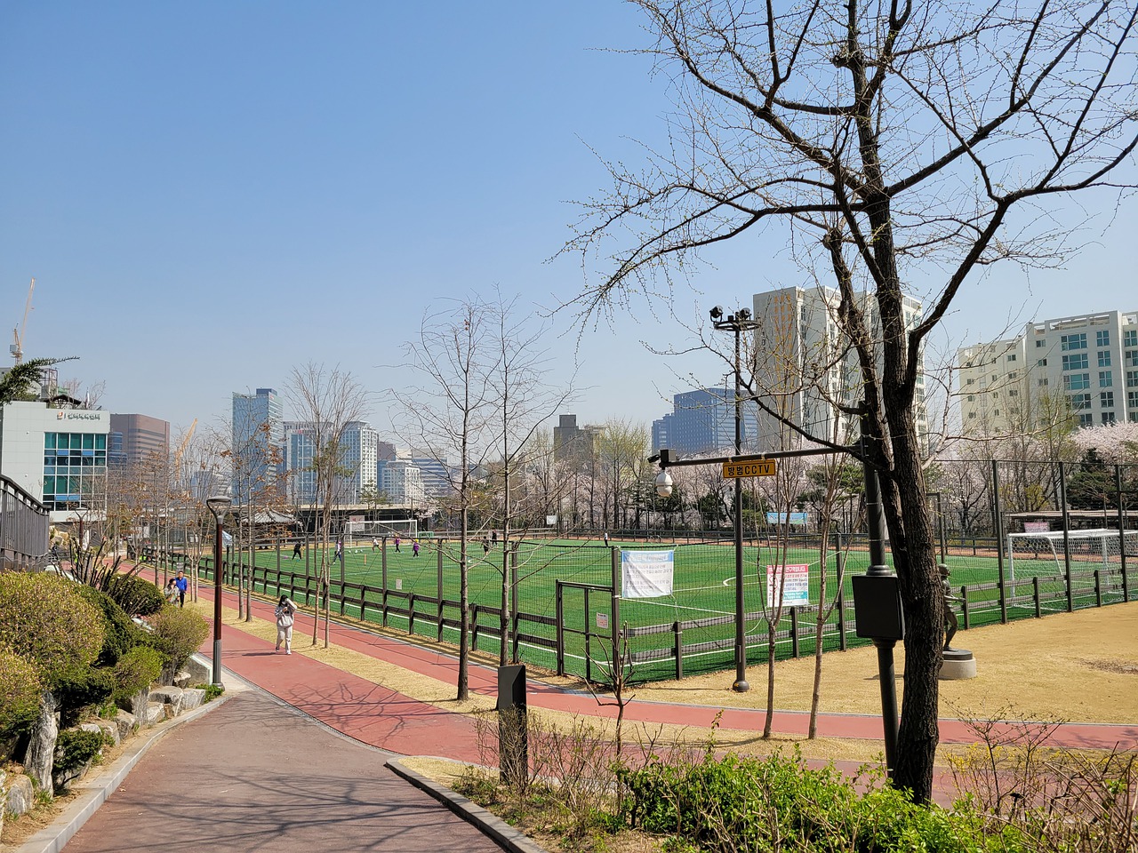 了令人忧心 了令人忧心